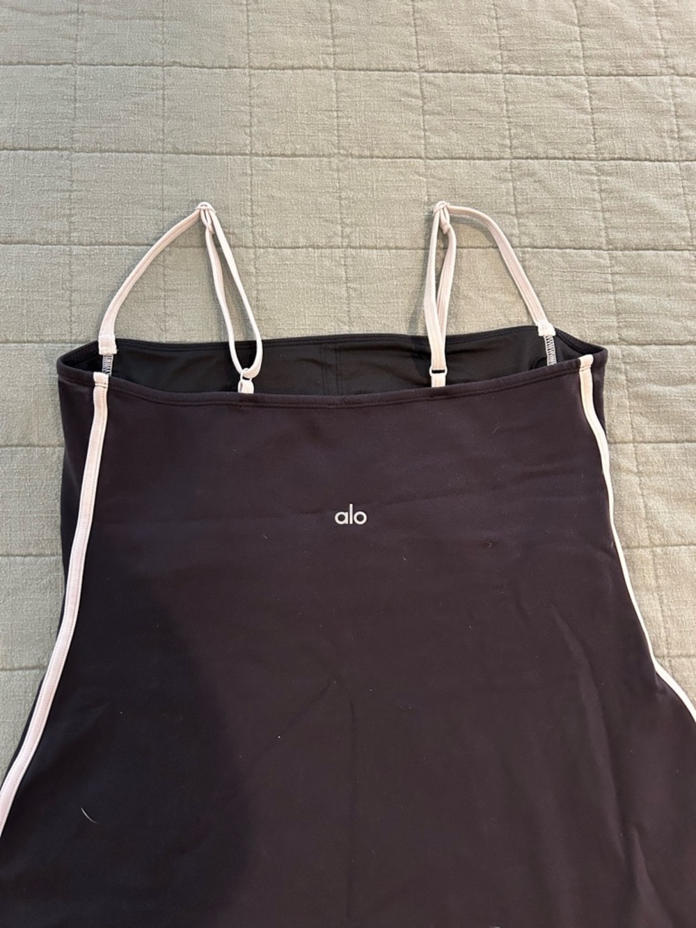 ALO Yoga Airbrush Streamlined Dress - Picture 4 of 4